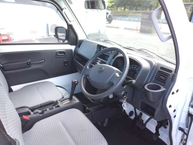 日産 クリッパートラック ６６０ ＤＸ ４ＷＤ R7年 (中国) 99