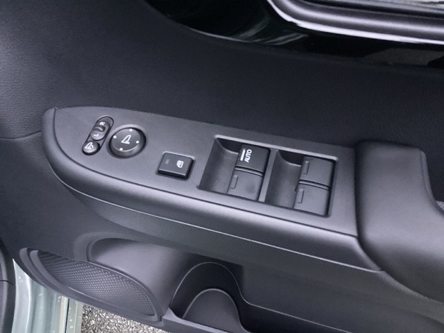 ホンダ Ｎ−ＷＧＮ カスタム ６６０ Ｌ ブラックスタイル R7年 (近畿) 99