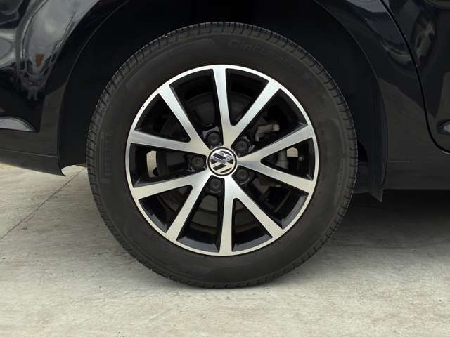 フォルクスワーゲン ゴルフトゥーラン ＴＳＩ　ハイライン H26年 (関東) 99