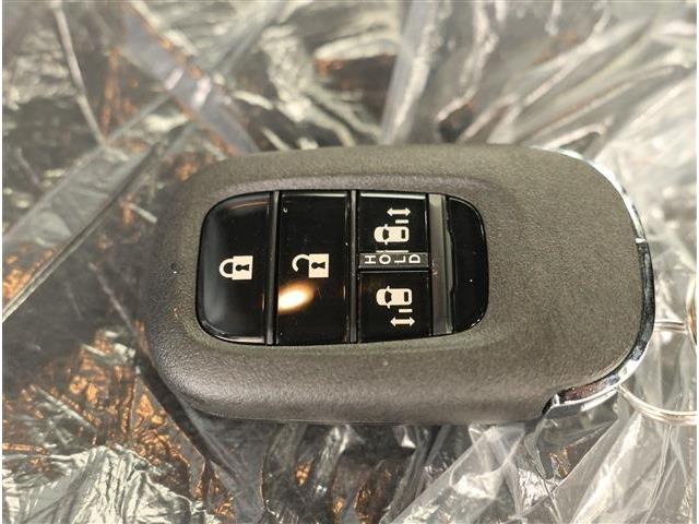 ホンダ Ｎ　ＢＯＸ カスタム ６６０ ターボ ブラック スタイル R8年 (東海) 99