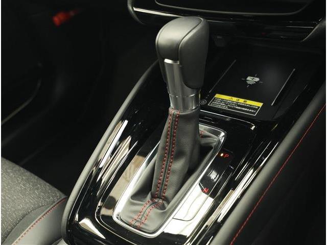 ホンダ ヴェゼル １．５ Ｅ：ＨＥＶ ＲＳ R7年 (東海) 99