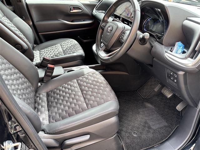 トヨタ ヴォクシー １．８ ハイブリッド Ｓ－Ｚ R7年 (東海) 99