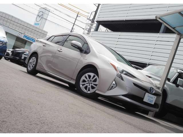 トヨタ プリウス １．８ Ｓ H28年 (東海) 99