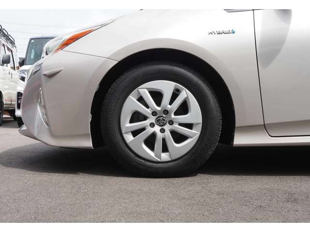 トヨタ プリウス １．８ Ｓ H28年 (東海) 99