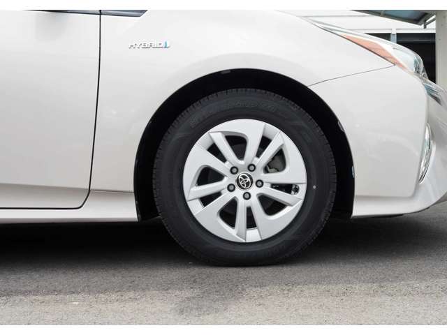 トヨタ プリウス １．８ Ｓ H28年 (東海) 99