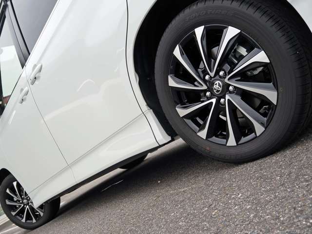トヨタ ノア １．８ ハイブリッド Ｓ－Ｚ R8年 (東海) 99