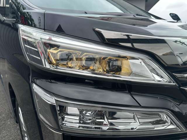 トヨタ ヴェルファイア ２．５ Ｚ ゴールデンアイズ R2年 (関東) 99