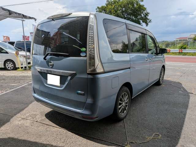 日産 セレナ ２．０ ２０Ｇ Ｓ－ＨＹＢＲＩＤ H24年 (関東) 99