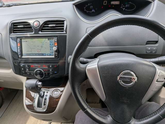 日産 セレナ ２．０ ２０Ｇ Ｓ－ＨＹＢＲＩＤ H24年 (関東) 99
