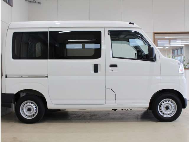 ダイハツ ハイゼットカーゴ ６６０ デラックス R4年 (四国) 99