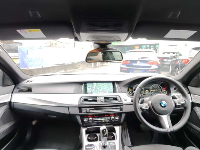 ＢＭＷ ５シリーズ ５２３ｉ　Ｍスポーツ H26年 (近畿) 99