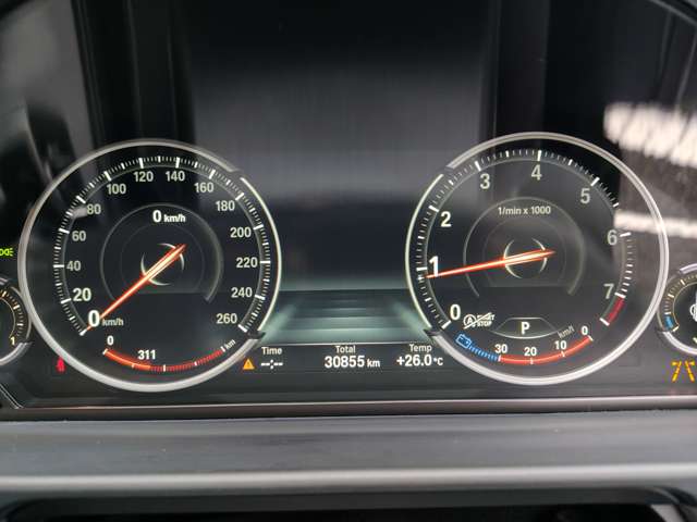 ＢＭＷ ５シリーズ ５２３ｉ　Ｍスポーツ H26年 (近畿) 99