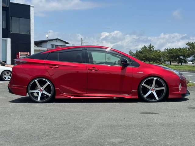 トヨタ プリウス １．８ Ｓ ツーリングセレクション H28年 (東海) 99