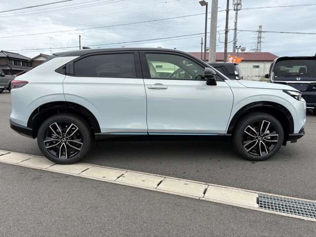ホンダ ヴェゼル １．５ Ｅ：ＨＥＶ Ｚ プレイパッケージ R8年 (東海) 99