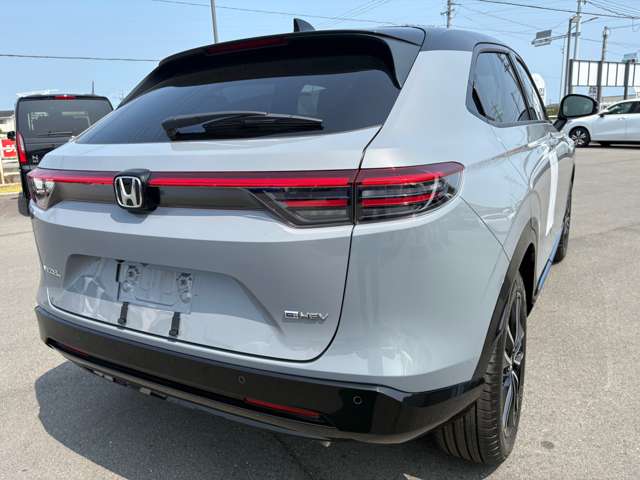 ホンダ ヴェゼル １．５ Ｅ：ＨＥＶ Ｚ プレイパッケージ R8年 (東海) 99