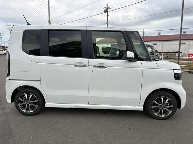 ホンダ Ｎ　ＢＯＸ カスタム ６６０ R7年 (東海) 99