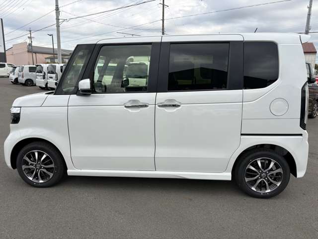 ホンダ Ｎ　ＢＯＸ カスタム ６６０ R7年 (東海) 99