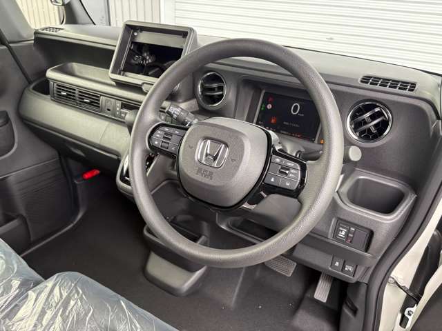ホンダ Ｎ　ＢＯＸ カスタム ６６０ R7年 (東海) 99