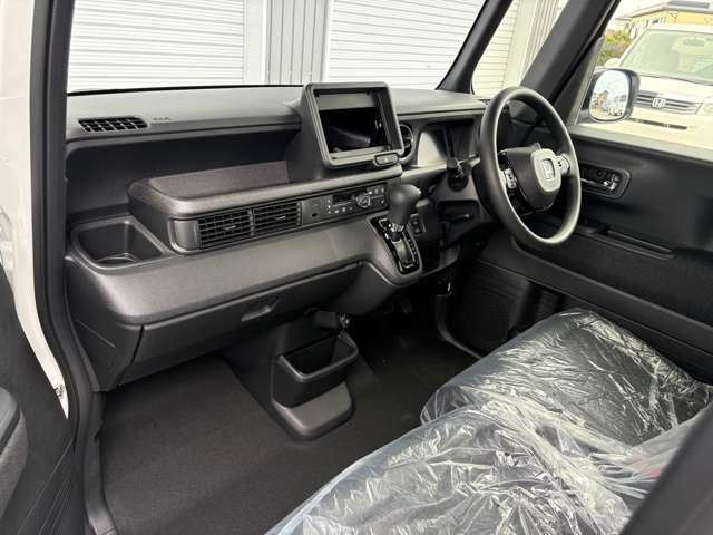 ホンダ Ｎ　ＢＯＸ カスタム ６６０ R7年 (東海) 99