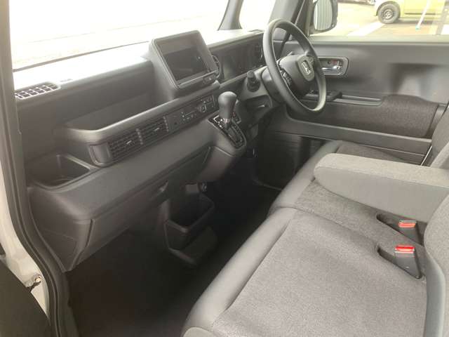 ホンダ Ｎ　ＢＯＸ カスタム ６６０ R7年 (東海) 99