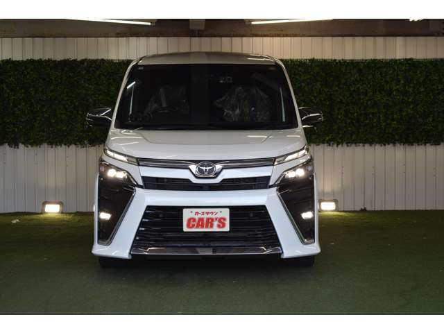 トヨタ ヴォクシー ２．０ ＺＳ 煌ＩＩＩ ４ＷＤ R2年 (北海道) 99