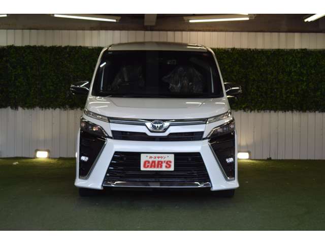 トヨタ ヴォクシー ２．０ ＺＳ 煌ＩＩＩ ４ＷＤ R2年 (北海道) 99
