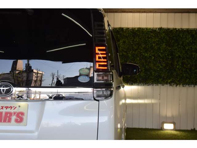 トヨタ ヴォクシー ２．０ ＺＳ 煌ＩＩＩ ４ＷＤ R2年 (北海道) 99