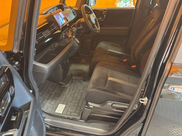 ホンダ Ｎ　ＢＯＸ カスタム ６６０ Ｌ R3年 () 99
