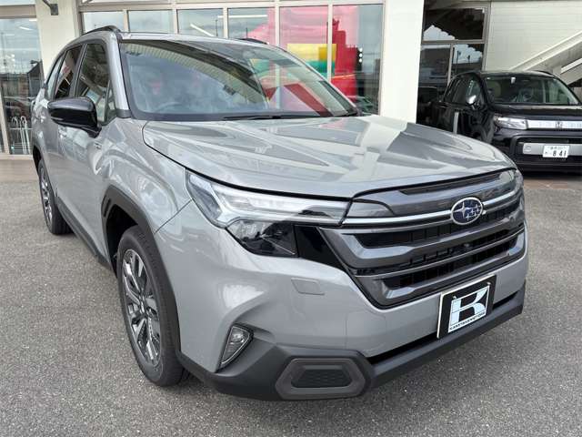 スバル フォレスター　ハイブリッド ２．５ プレミアム Ｓ：ＨＥＶ ＥＸ ４ＷＤ R8年 () 99