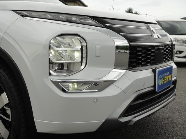 三菱 アウトランダーＰＨＥＶ ＰＨＥＶ ２．４ Ｐ エグゼクティブ パッケージ ４ＷＤ R6年 (関東) 99