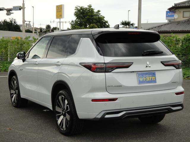 三菱 アウトランダーＰＨＥＶ ＰＨＥＶ ２．４ Ｐ エグゼクティブ パッケージ ４ＷＤ R6年 (関東) 99