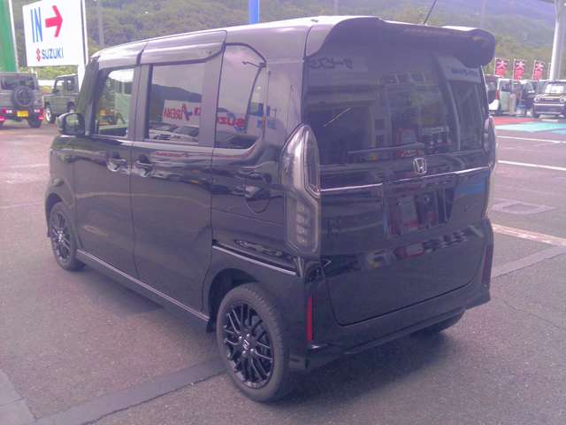 ホンダ Ｎ　ＢＯＸ カスタム ６６０ Ｌ ターボ スタイルプラス ブラック ４ＷＤ R5年 (関東) 99