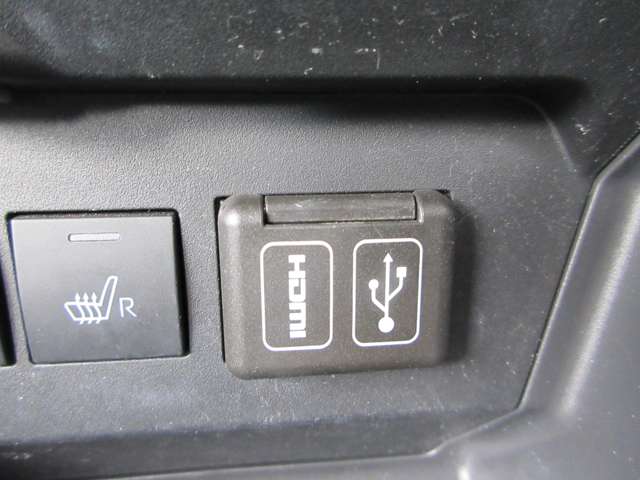 ダイハツ ロッキー １．０ プレミアム Ｇ ４ＷＤ R3年 () 99