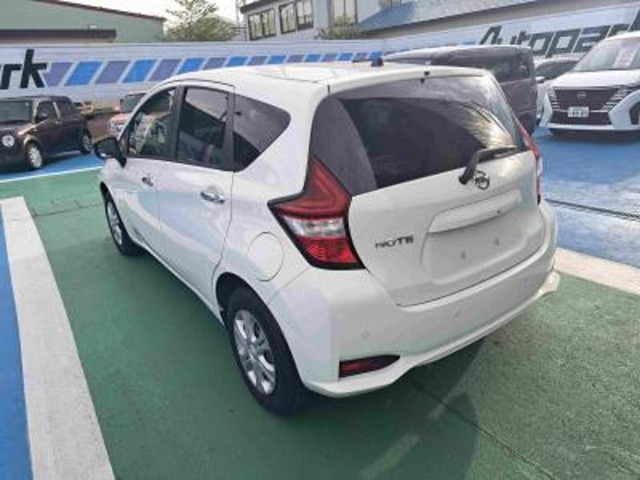 日産 ノート １．２ Ｘ ＦＯＵＲ ４ＷＤ R1年 () 99