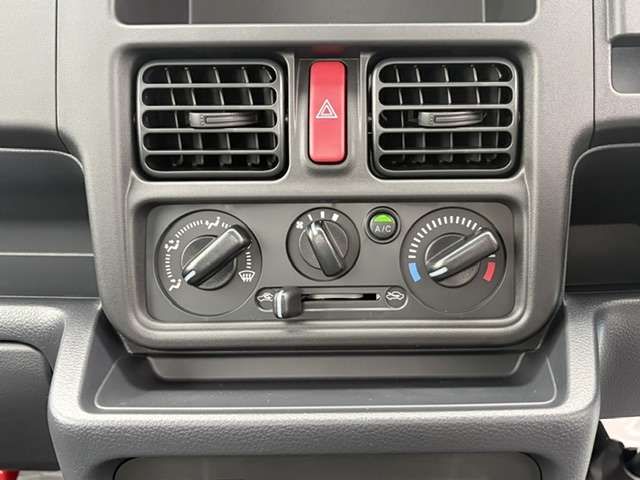 日産 ＮＴ１００クリッパー ６６０ ＤＸ ４ＷＤ R8年 () 99