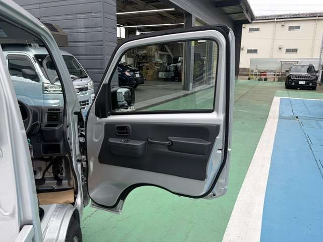 日産 ＮＴ１００クリッパー ６６０ ＤＸ ４ＷＤ R8年 () 99