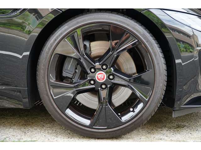 ジャガー Ｆタイプ Ｒダイナミック ３．０Ｌ Ｐ３８０ R4年 (関東) 99