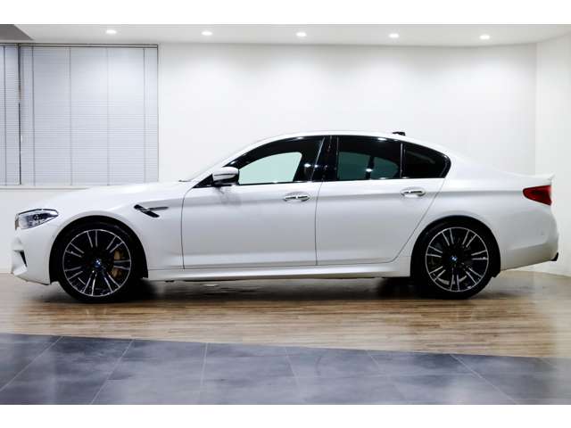 ＢＭＷ Ｍ５ ４．４ ４ＷＤ H30年 (関東) 99