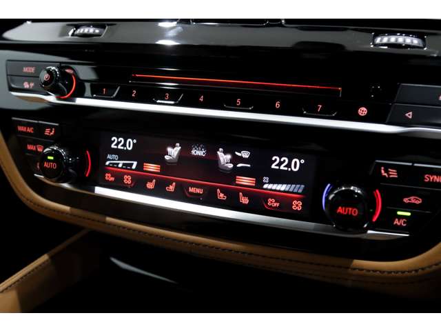 ＢＭＷ Ｍ５ ４．４ ４ＷＤ H30年 (関東) 99