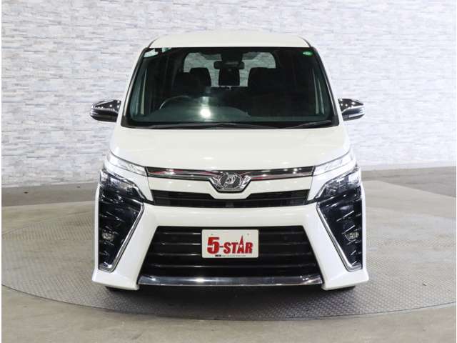 トヨタ ヴォクシー ２．０ ＺＳ 煌ＩＩ R1年 (関東) 99