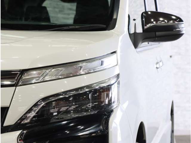 トヨタ ヴォクシー ２．０ ＺＳ 煌ＩＩ R1年 (関東) 99