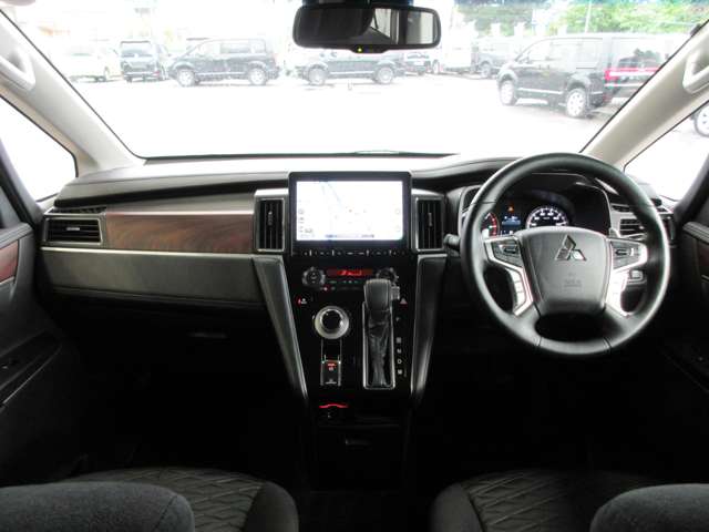 三菱 デリカ　Ｄ：５ ２．２ Ｐ ディーゼルターボ ４ＷＤ R3年 (関東) 99