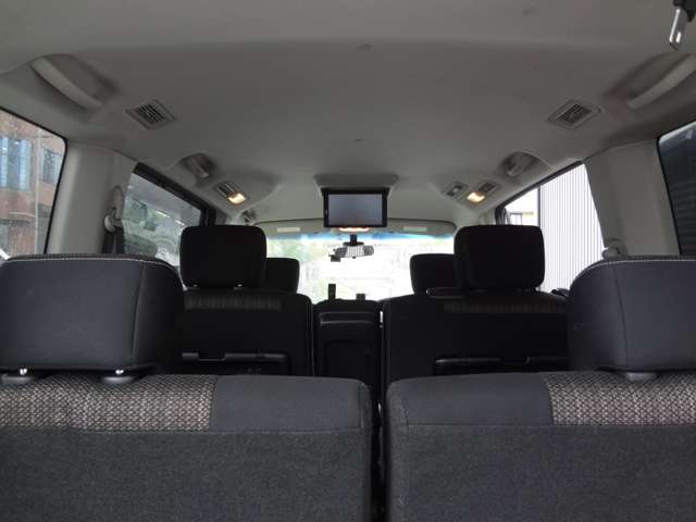日産 セレナ ２．０ ハイウェイスター Ｖエアロモード＋ＳＡＦＥＴＹ Ｓ－ＨＹＢＲＩＤ H27年 (関東) 99