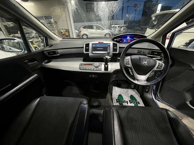 ホンダ フリード　ハイブリッド １．５ ジャストセレクション H23年 (関東) 99