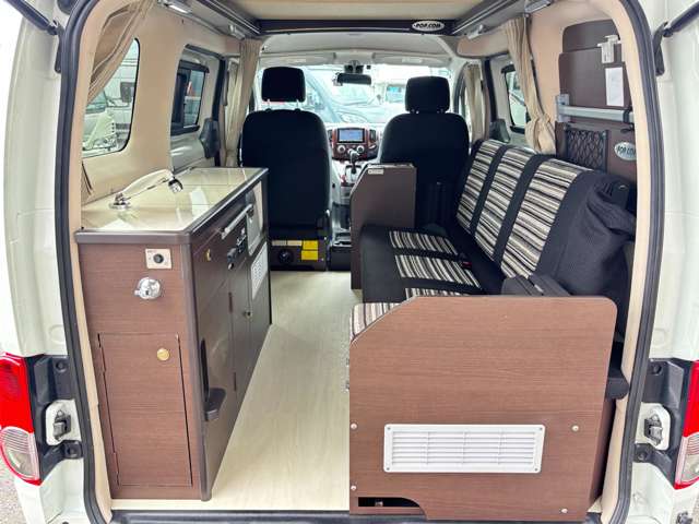 日産 ＮＶ２００バネットバン キャンピングカー広島 R5年 (関東) 99