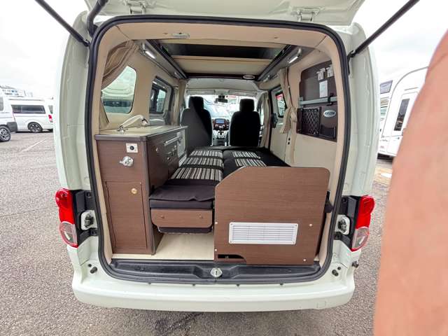 日産 ＮＶ２００バネットバン キャンピングカー広島 R5年 (関東) 99