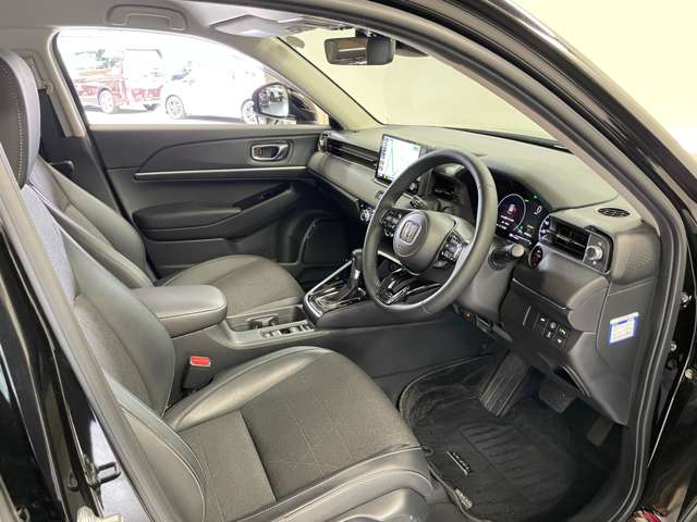ホンダ ヴェゼル １．５ Ｅ：ＨＥＶ Ｚ ４ＷＤ R3年 (甲信越・北陸) 99