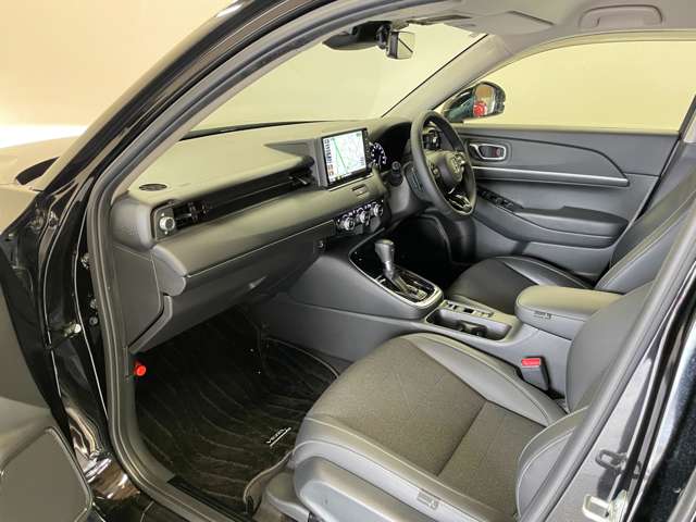 ホンダ ヴェゼル １．５ Ｅ：ＨＥＶ Ｚ ４ＷＤ R3年 (甲信越・北陸) 99