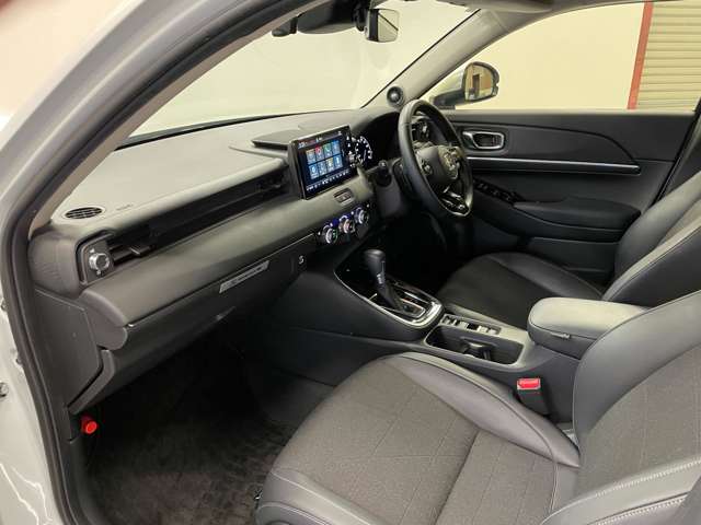 ホンダ ヴェゼル １．５ Ｅ：ＨＥＶ Ｚ ４ＷＤ R3年 (甲信越・北陸) 99