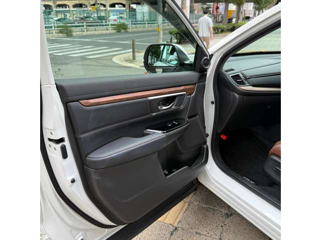 ホンダ ＣＲ－Ｖ ２．０ Ｅ：ＨＥＶ ＥＸ マスターピース R4年 (近畿) 99